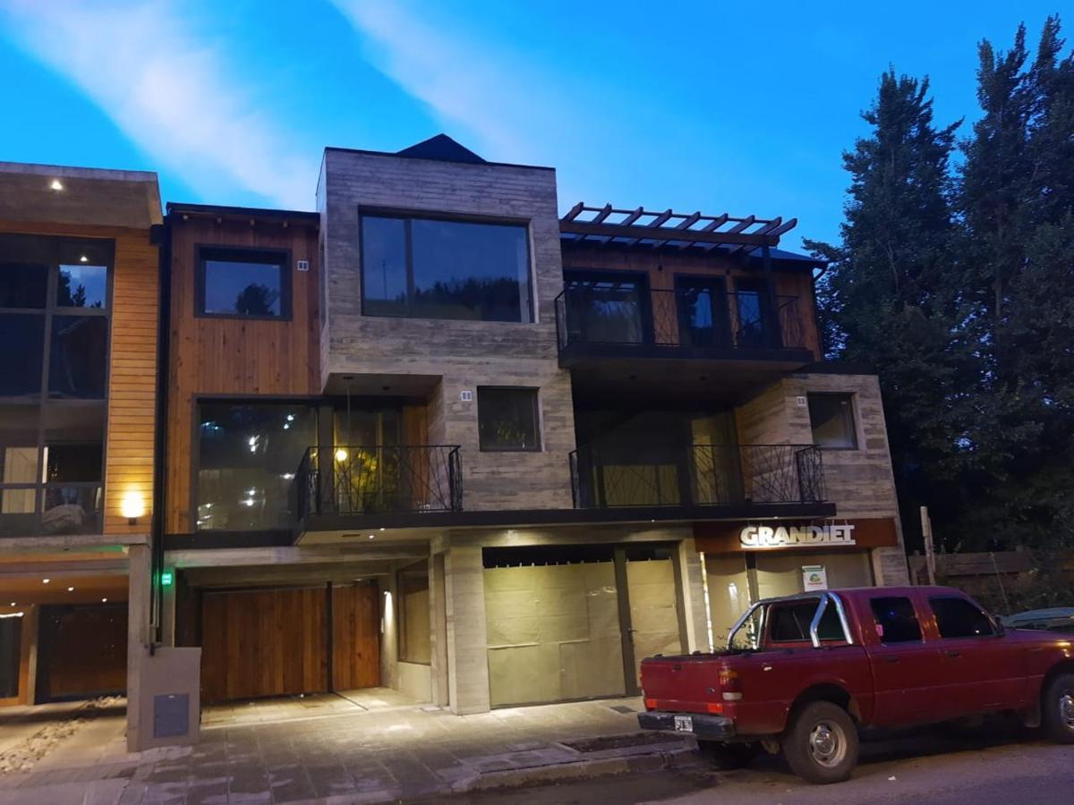 Aluen Villegas - Andarlibre San Martín de los Andes Exterior foto